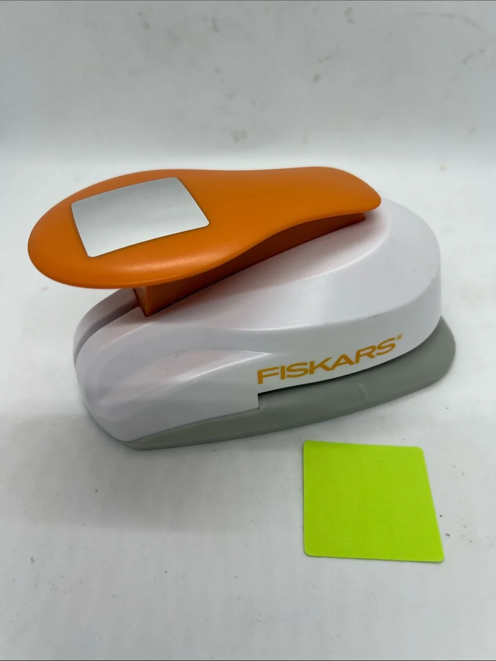 Fiskars Square Punch Shape Cutter for Scrapbooking Preowned